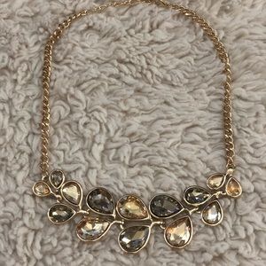 Gorgeous statement necklace NWOT